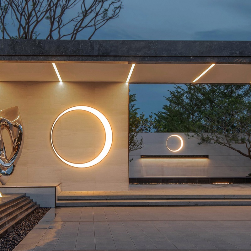 Moderne buitenlamp in maanvorm - Outdoor Lighting Up And Down recensie en prijs