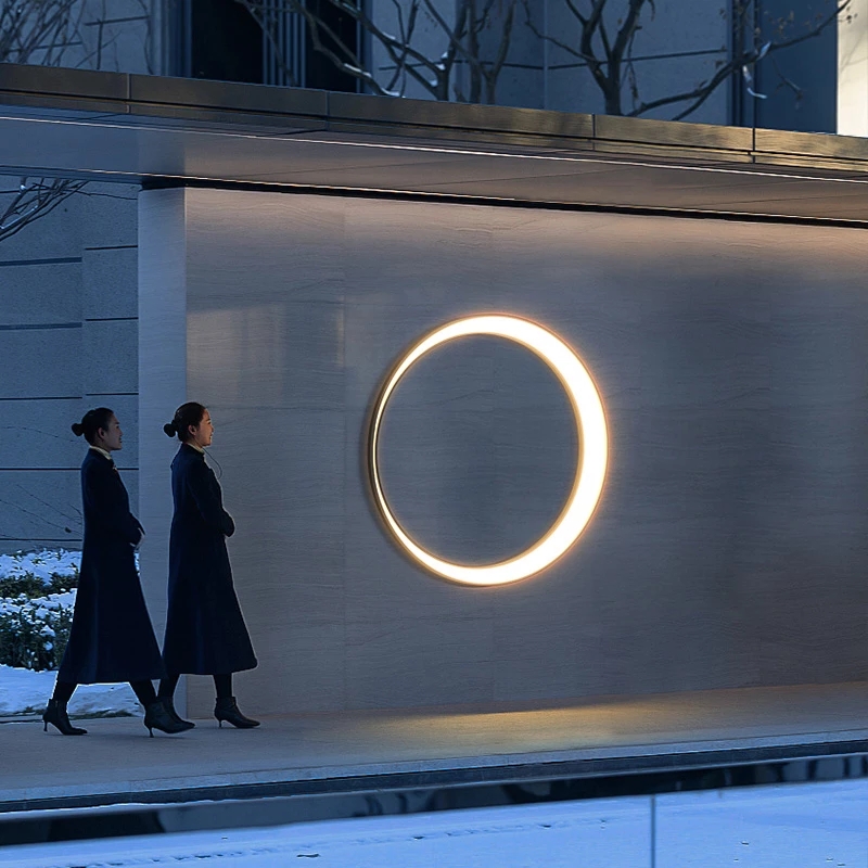 Moderne buitenlamp in maanvorm - Outdoor Lighting Up And Down recensie en prijs