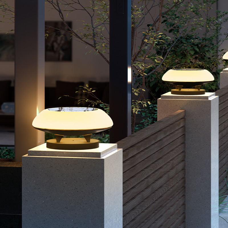 Zonne-Energie Pijlerverlichtin - Outdoor Lighting Year Round recensie en prijs